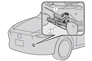 Mazda MX-30. Abschleppen im Notfall