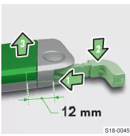 Skoda Karoq. Schlüsselbatterie wechseln