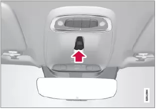 Volvo XC40. Fenster, Scheiben und Spiegel